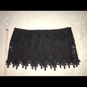 Black lace bandeau
